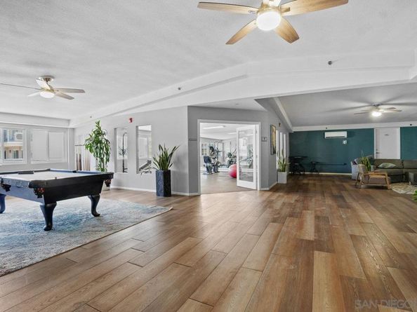 1021 Scott Street 122, San Diego CA 92106