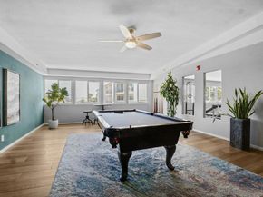 1021 Scott Street 122, San Diego CA 92106