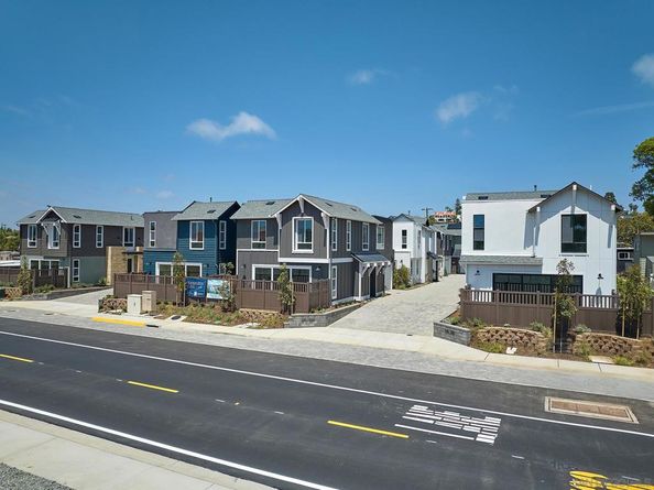 557 N Vulcan Ave, Encinitas CA 92024