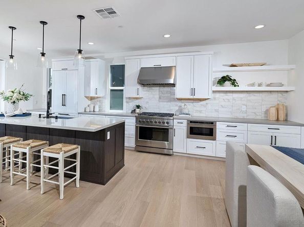 557 N Vulcan Ave, Encinitas CA 92024