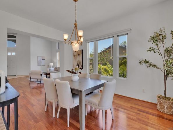 1288 Sunrise Way, Escondido CA 92029