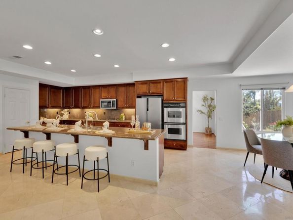 1288 Sunrise Way, Escondido CA 92029