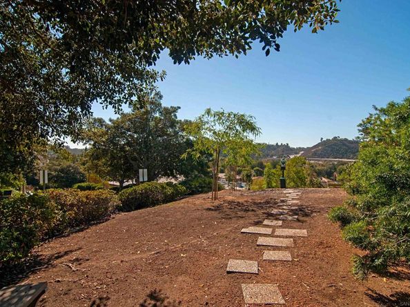 10425 Caminito Cuervo 217, San Diego CA 92108