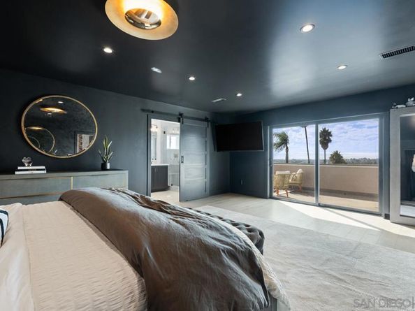 3360 Mount Laurence, San Diego CA 92117