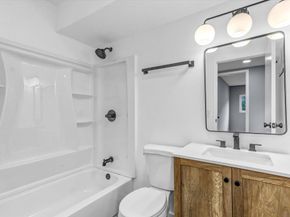 3845 Groton St 4, San Diego CA 92110