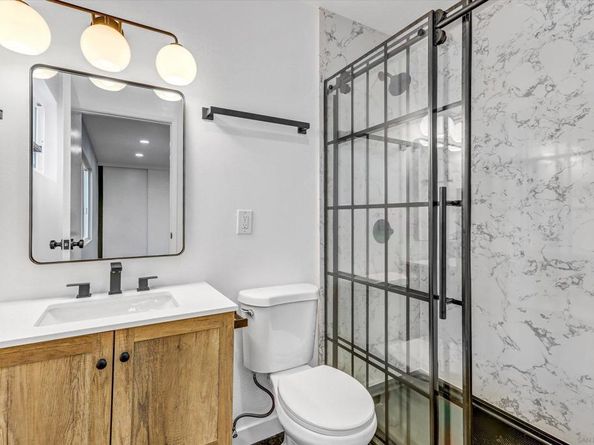 3845 Groton St 4, San Diego CA 92110