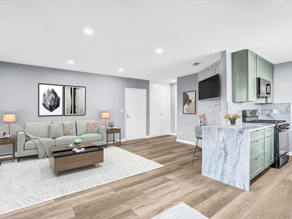 3845 Groton St 4, San Diego CA 92110