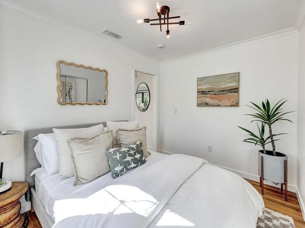 3678 Richmond St, San Diego CA 92103