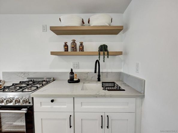 3678 Richmond St, San Diego CA 92103