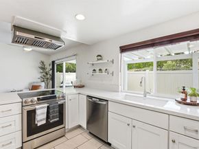 2304 Meadowridge Pl, Spring Valley CA 91977