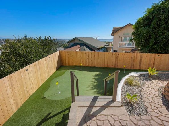 2431 Wilbur Ave, San Diego CA 92109