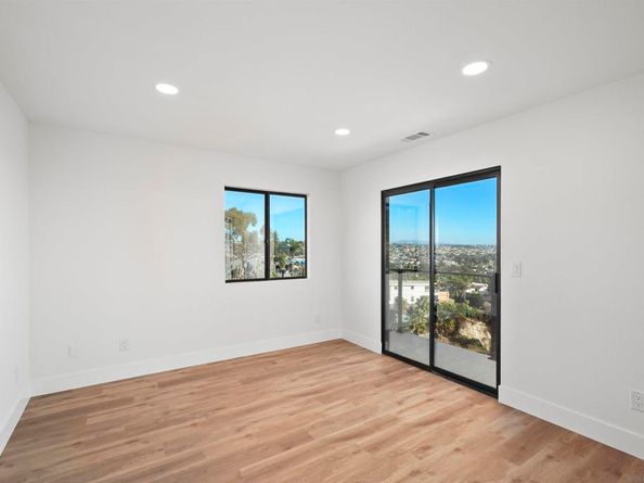 2431 Wilbur Ave, San Diego CA 92109