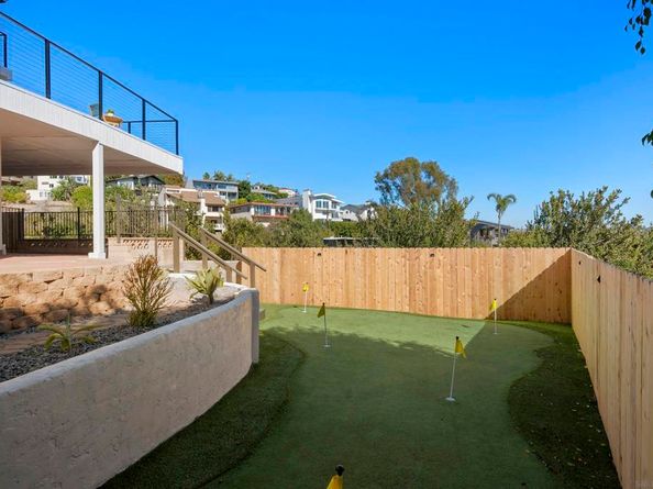 2431 Wilbur Ave, San Diego CA 92109