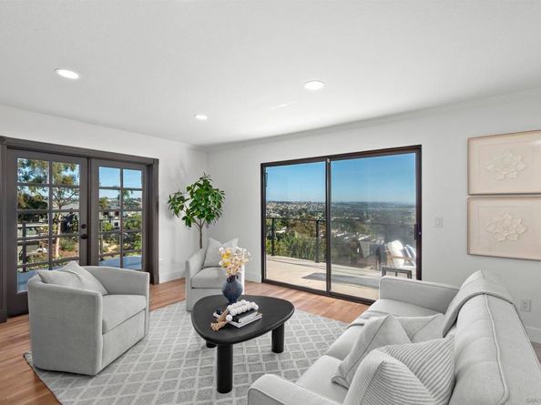 2431 Wilbur Ave, San Diego CA 92109