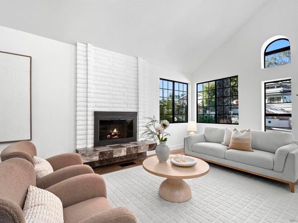 2431 Wilbur Ave, San Diego CA 92109