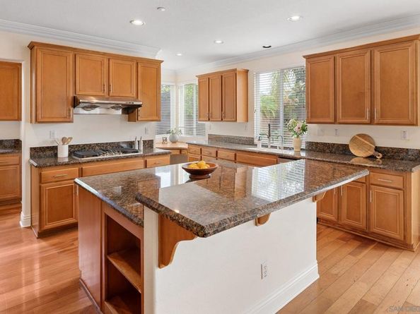 16393 Fox Valley Dr, San Diego CA 92127