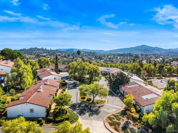 2034 Bolsa Chica Glen, Escondido CA 92026