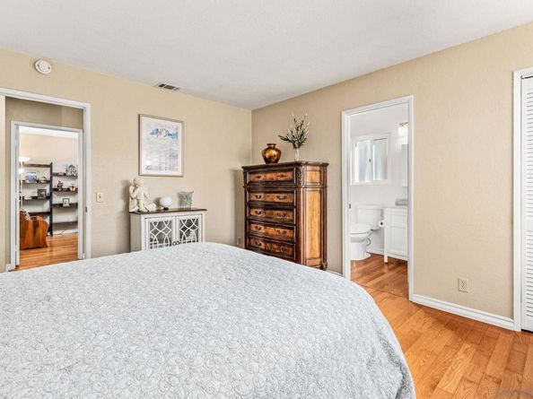 2034 Bolsa Chica Glen, Escondido CA 92026
