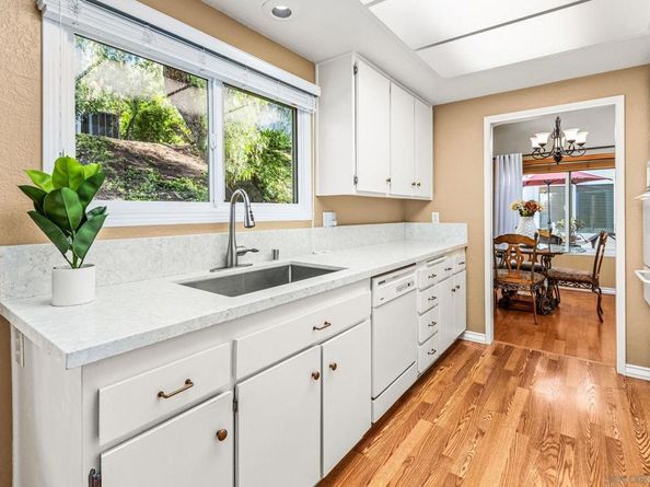 2034 Bolsa Chica Glen, Escondido CA 92026