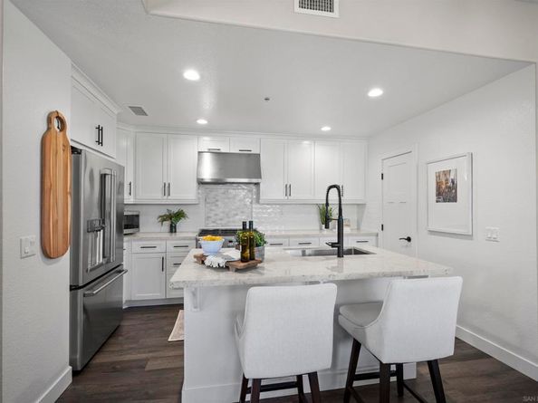 2730 E Evans Rd 9, San Diego CA 92106