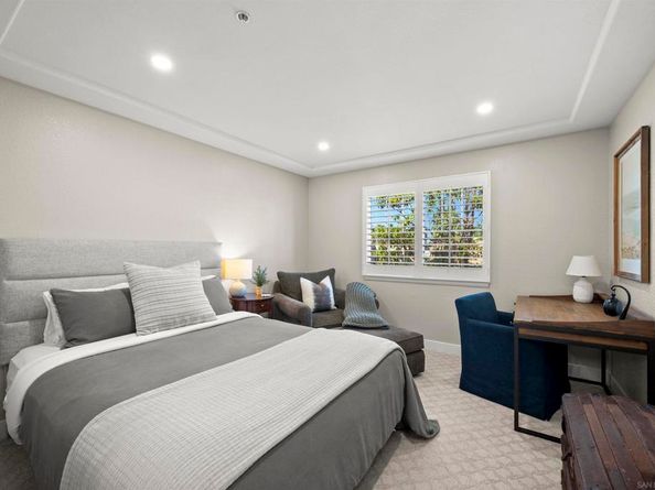 2730 E Evans Rd 9, San Diego CA 92106