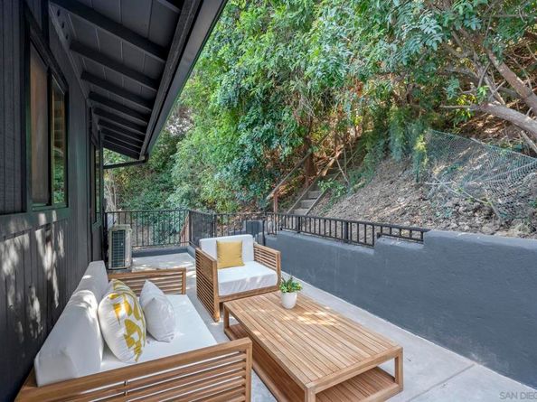 1733 Nautilus Street, La Jolla CA 92037