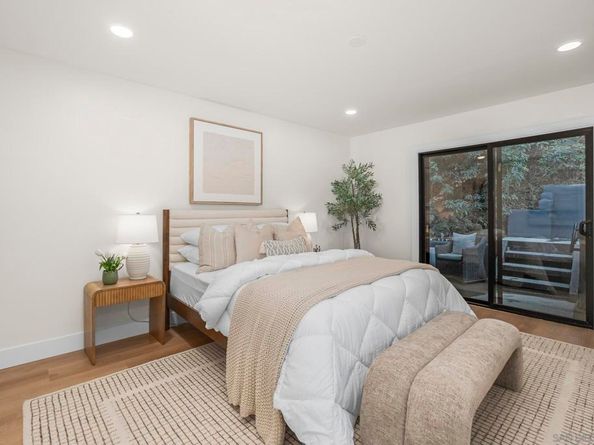 1733 Nautilus Street, La Jolla CA 92037