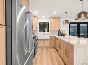 1733 Nautilus Street, La Jolla CA 92037