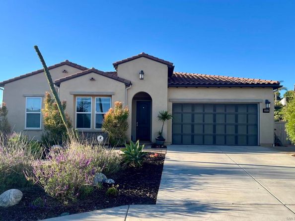 1221 Stockton Pl, Escondido CA 92026