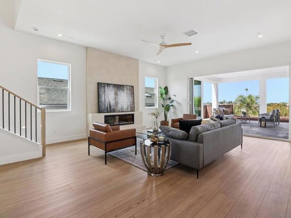 1850 Illion St, San Diego CA 92110