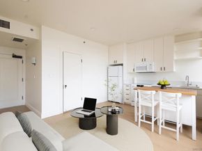 702 Ash St 702, San Diego CA 92101