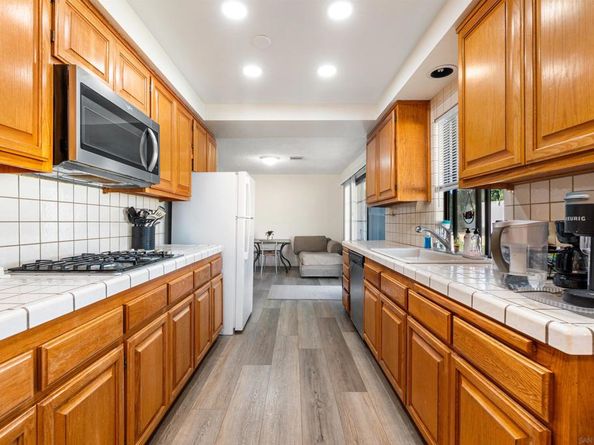 3537 Damien Ave, La Verne CA 91750