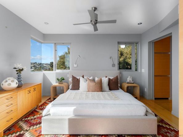 2730 Brant St, San Diego CA 92103