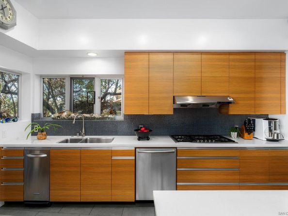 2730 Brant St, San Diego CA 92103