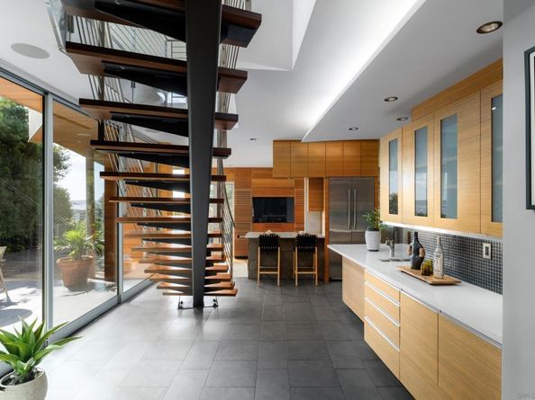 2730 Brant St, San Diego CA 92103