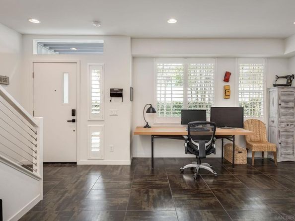 2511 State St, Carlsbad CA 92008