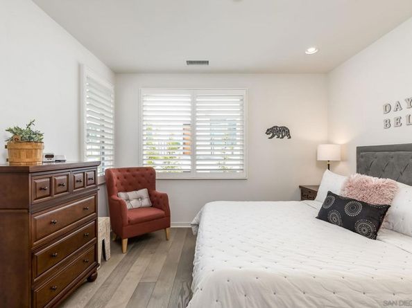 2511 State St, Carlsbad CA 92008