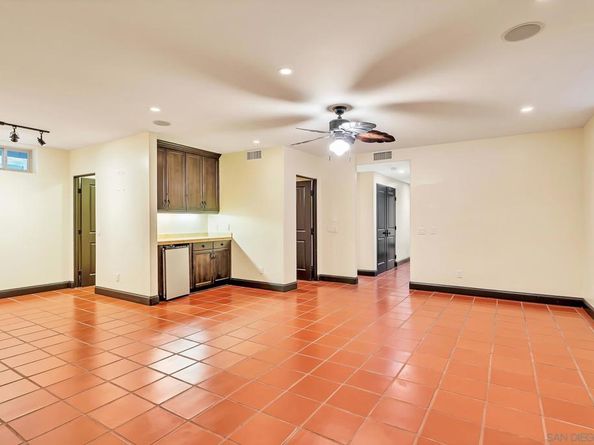 258 H Ave, Coronado CA 92118