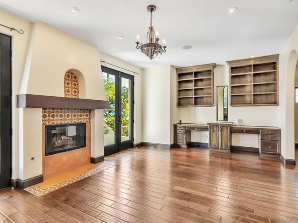258 H Ave, Coronado CA 92118