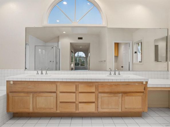 5325 Vista Del Dios, San Diego CA 92130