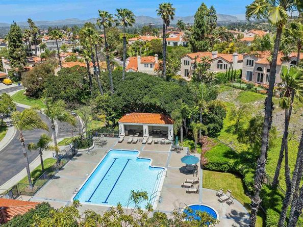 5325 Vista Del Dios, San Diego CA 92130