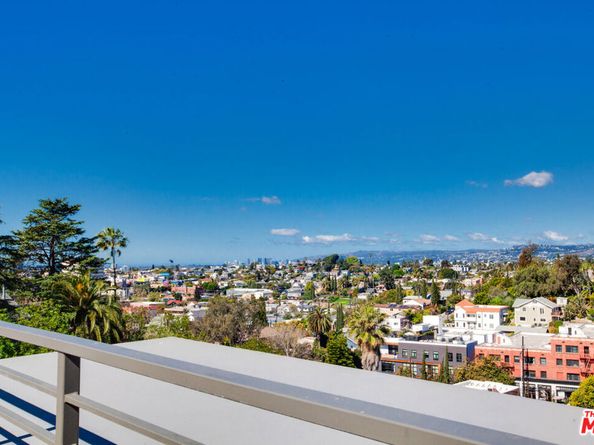 1645 N Bruce Court, Los Angeles CA 90026