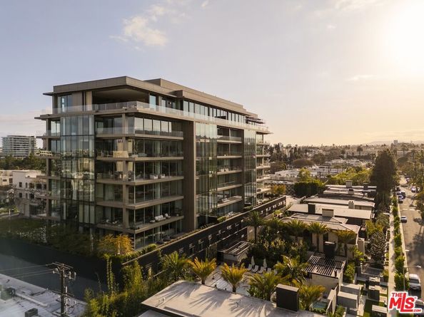 8899 Beverly Boulevard PHE, Los Angeles CA 90048