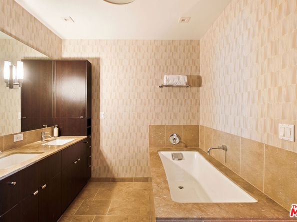 6250 Hollywood Boulevard 8M, Los Angeles CA 90028