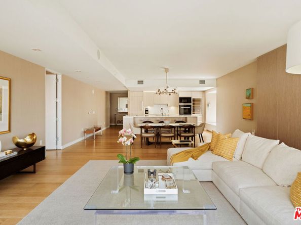 6250 Hollywood Boulevard 8M, Los Angeles CA 90028