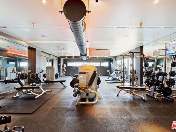 6250 Hollywood Boulevard 8M, Los Angeles CA 90028