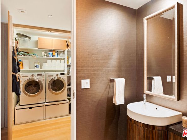 6250 Hollywood Boulevard 8M, Los Angeles CA 90028