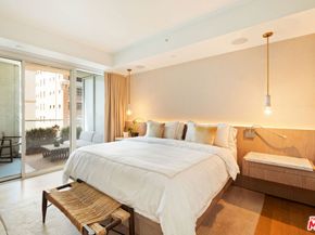 6250 Hollywood Boulevard 8M, Los Angeles CA 90028