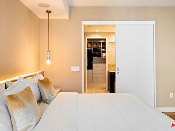 6250 Hollywood Boulevard 8M, Los Angeles CA 90028