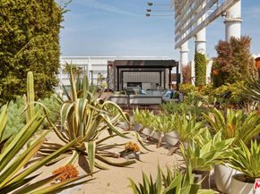 6250 Hollywood Boulevard 8M, Los Angeles CA 90028